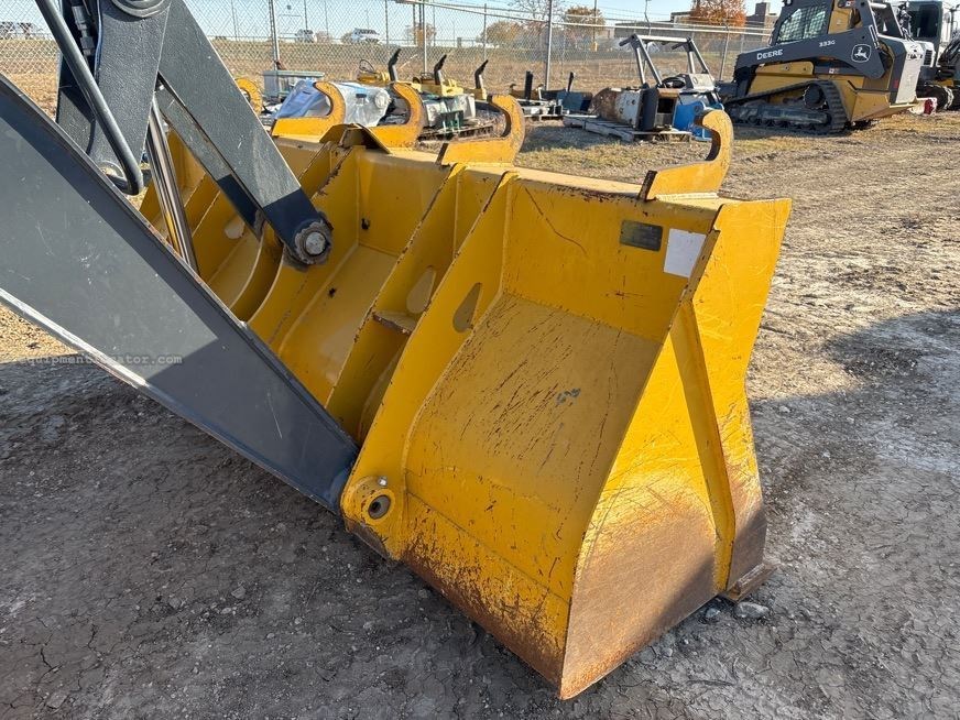 2023 John Deere 310SL Image 10