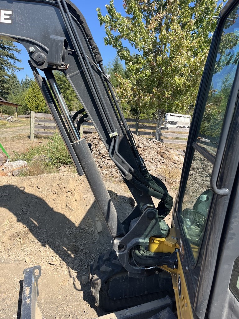 2023 John Deere 35G Image 10