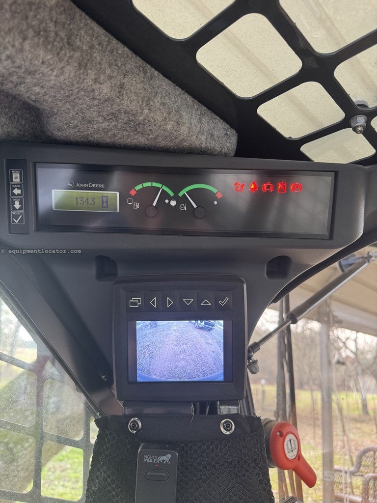 2024 John Deere 325G Image 10