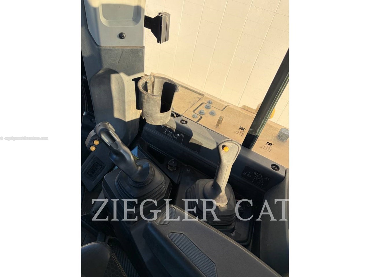 2022 Caterpillar D6LGP Image 10