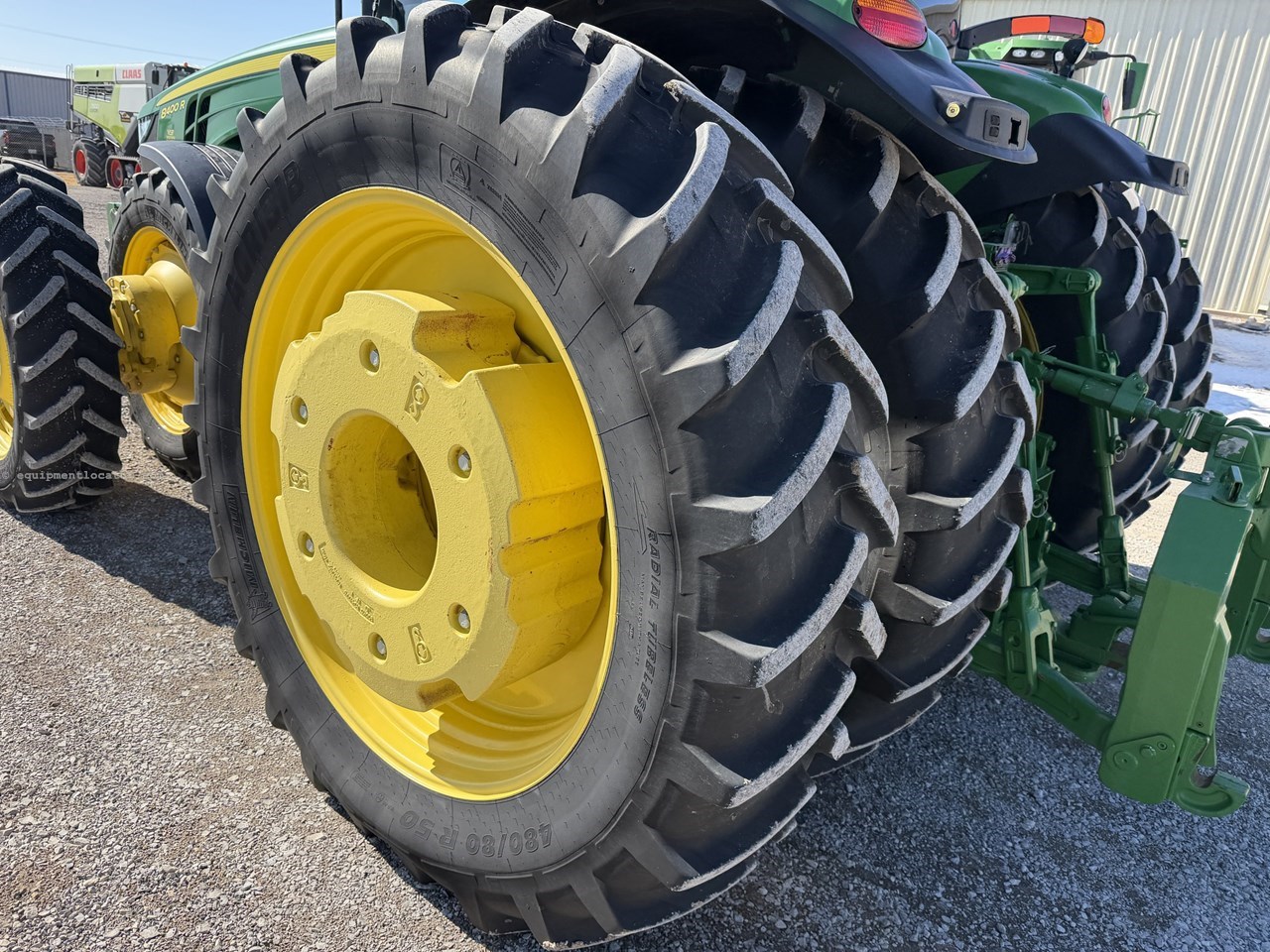 2017 John Deere 8400R Image 11
