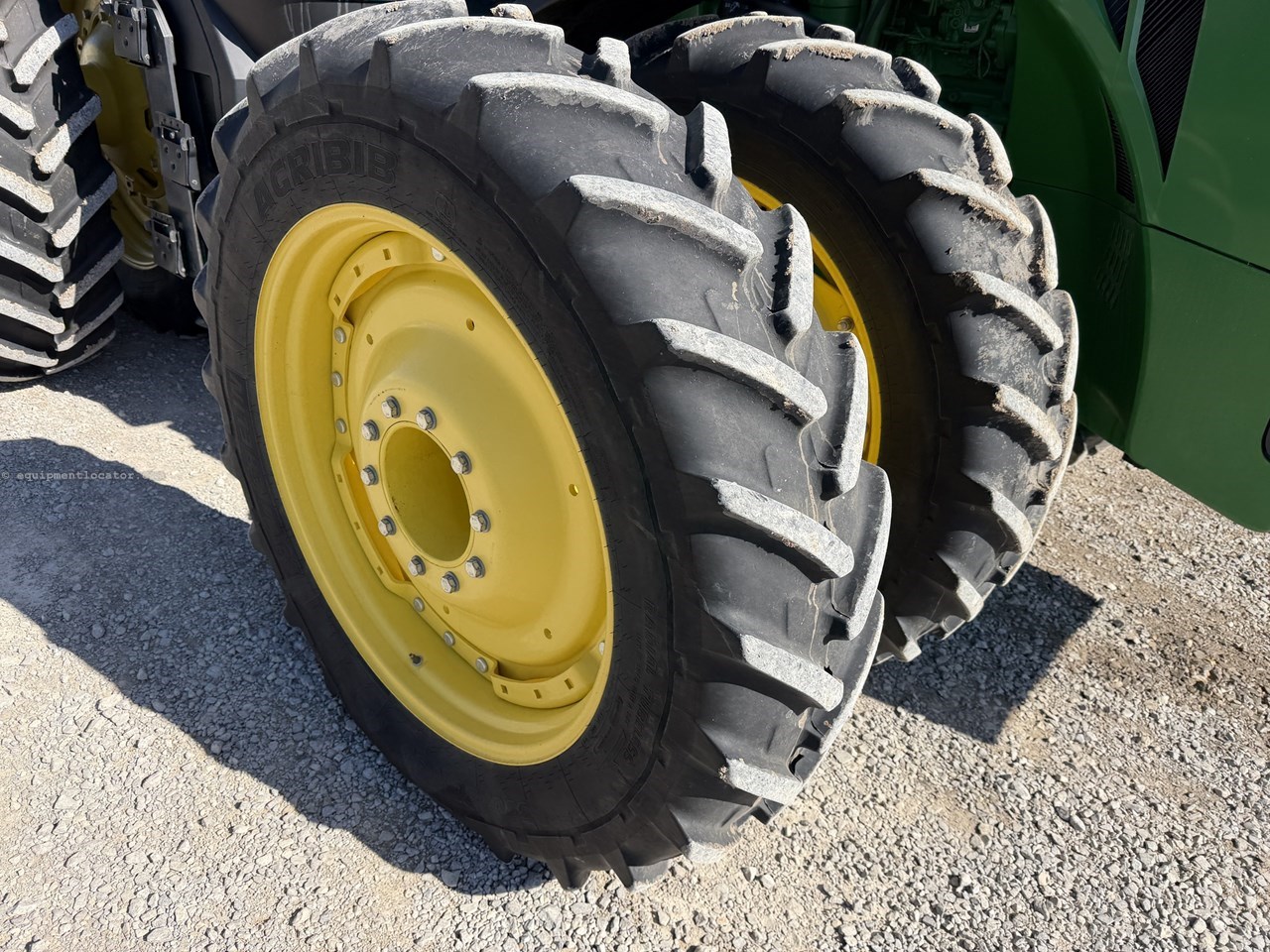 2017 John Deere 8400R Image 17