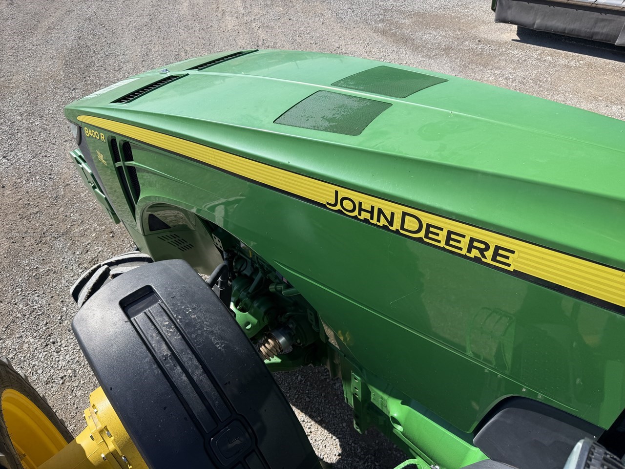 2017 John Deere 8400R Image 30