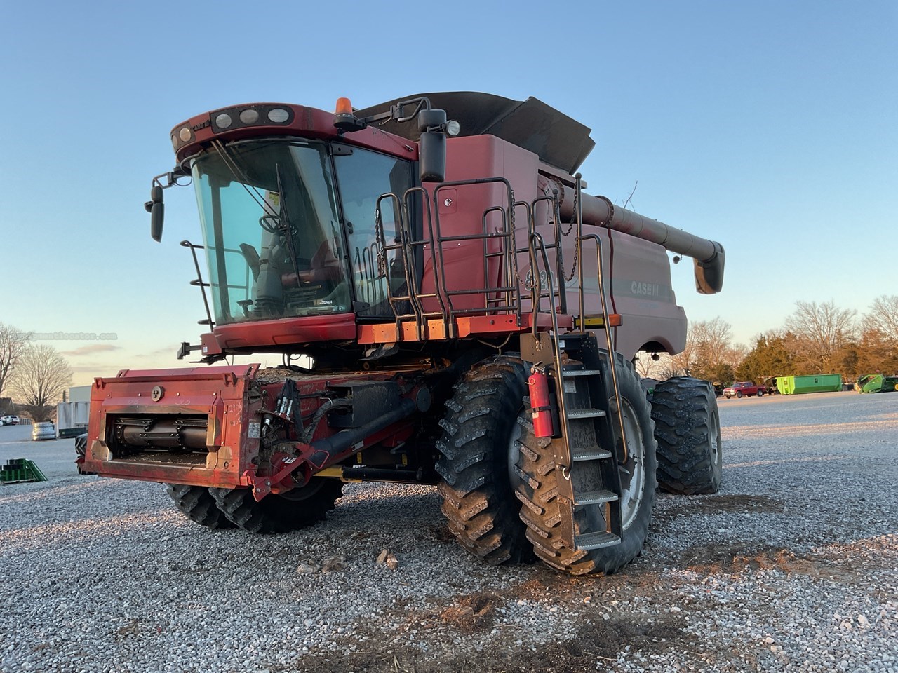 2010 Case IH 8120 Image 2