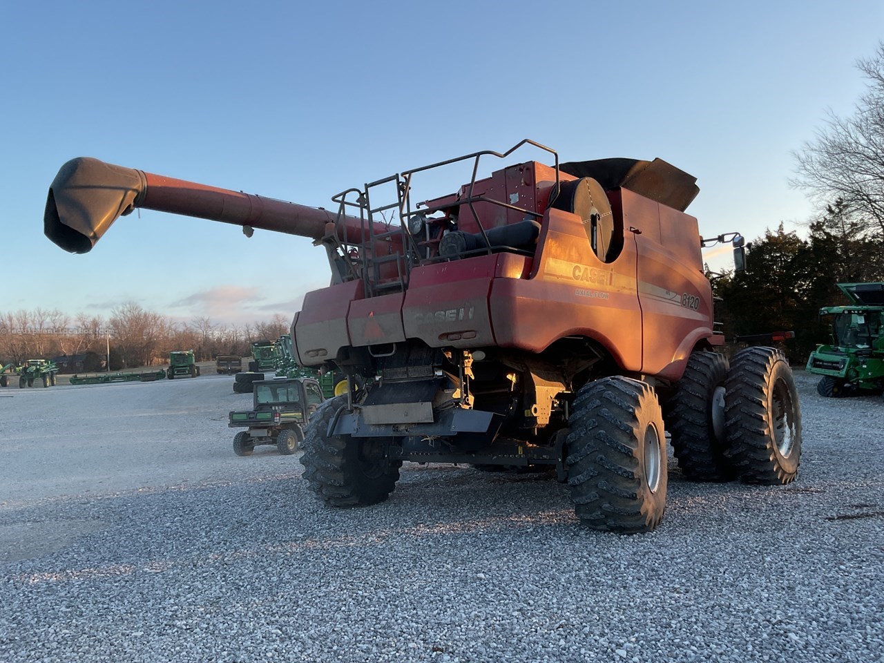 2010 Case IH 8120 Image 3