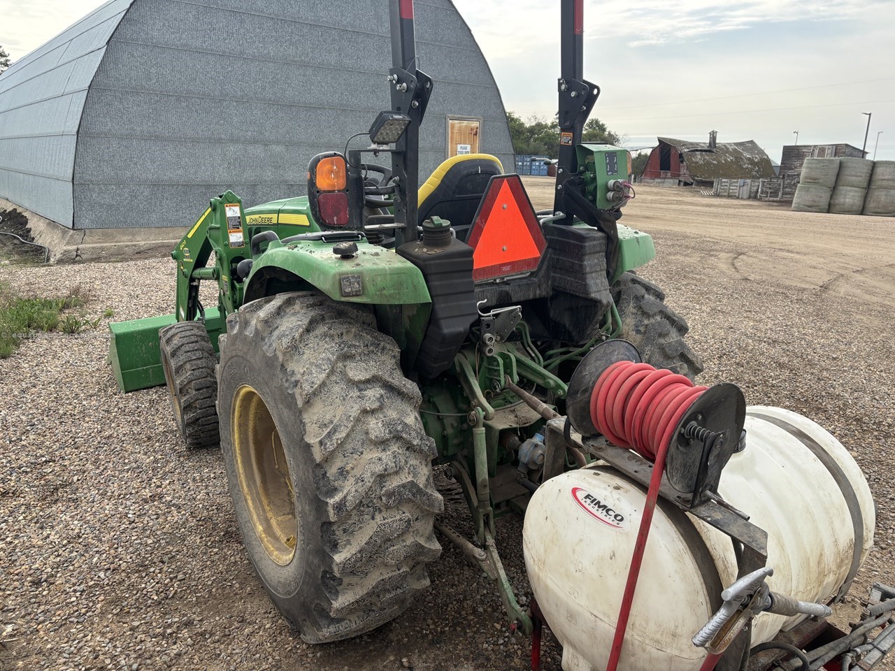 2022 John Deere 4066R Image 4