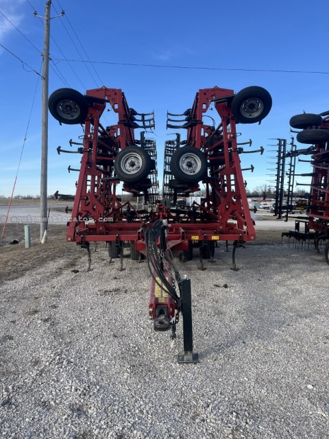 2017 Case IH TM255 Image 3