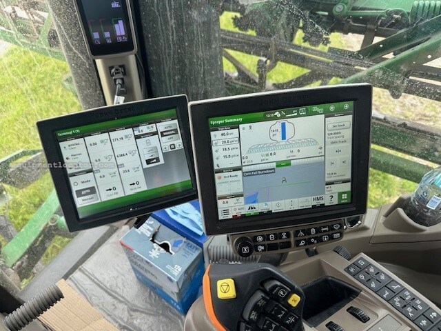 2023 John Deere 410R Image 6