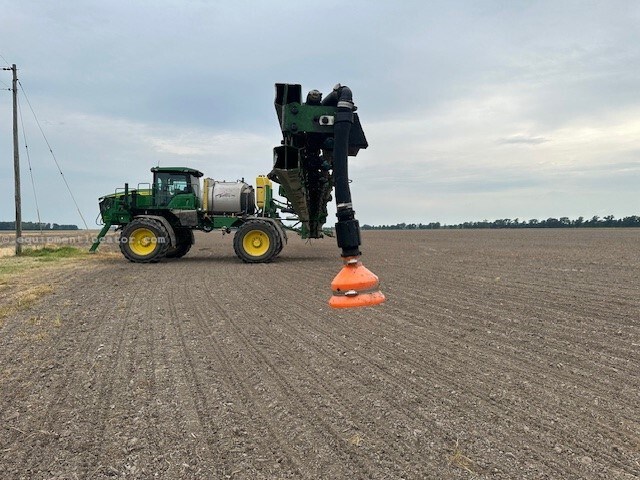 2023 John Deere 410R Image 4