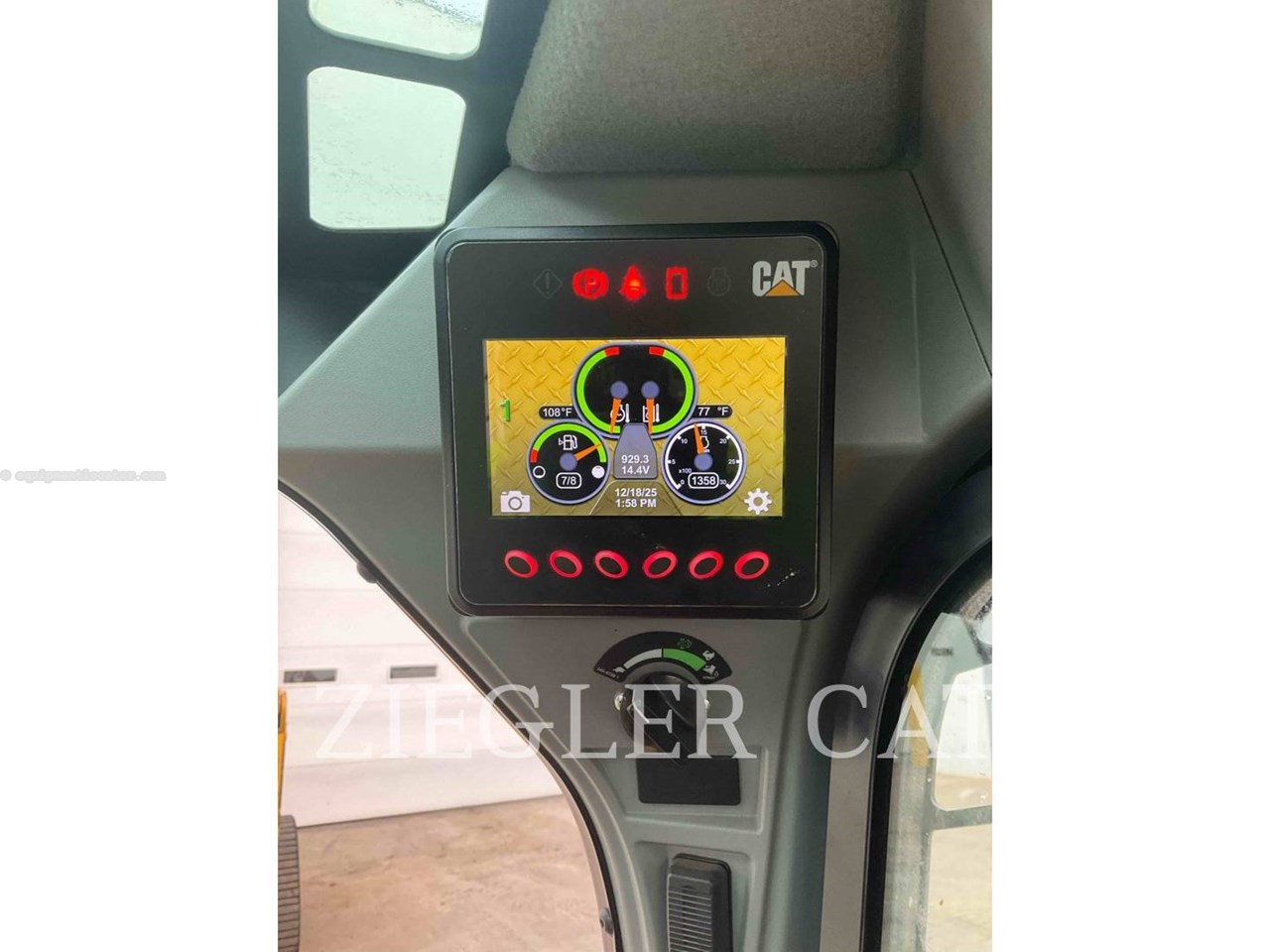 2019 Caterpillar 236D Image 5