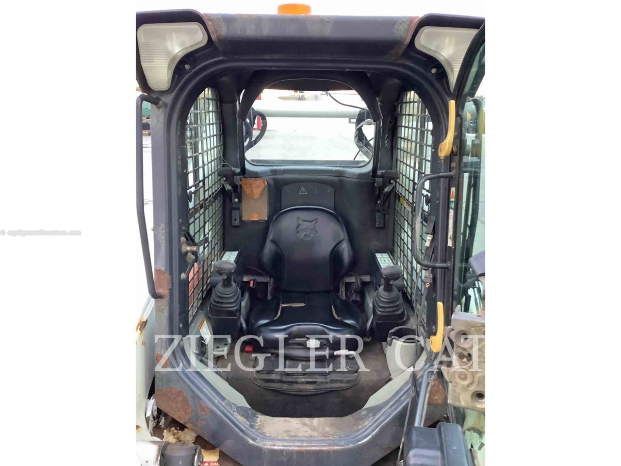 2011 Bobcat T750 Image 13