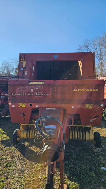 1997 New Holland 644 Image 4