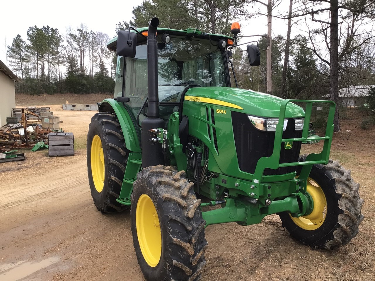 2025 John Deere 6105E Image 10