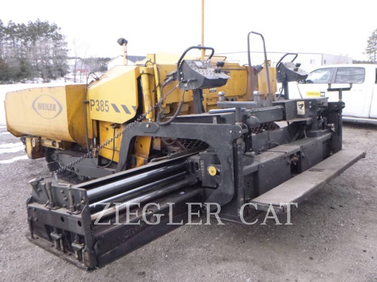 2014 Weiler P385 Image 4