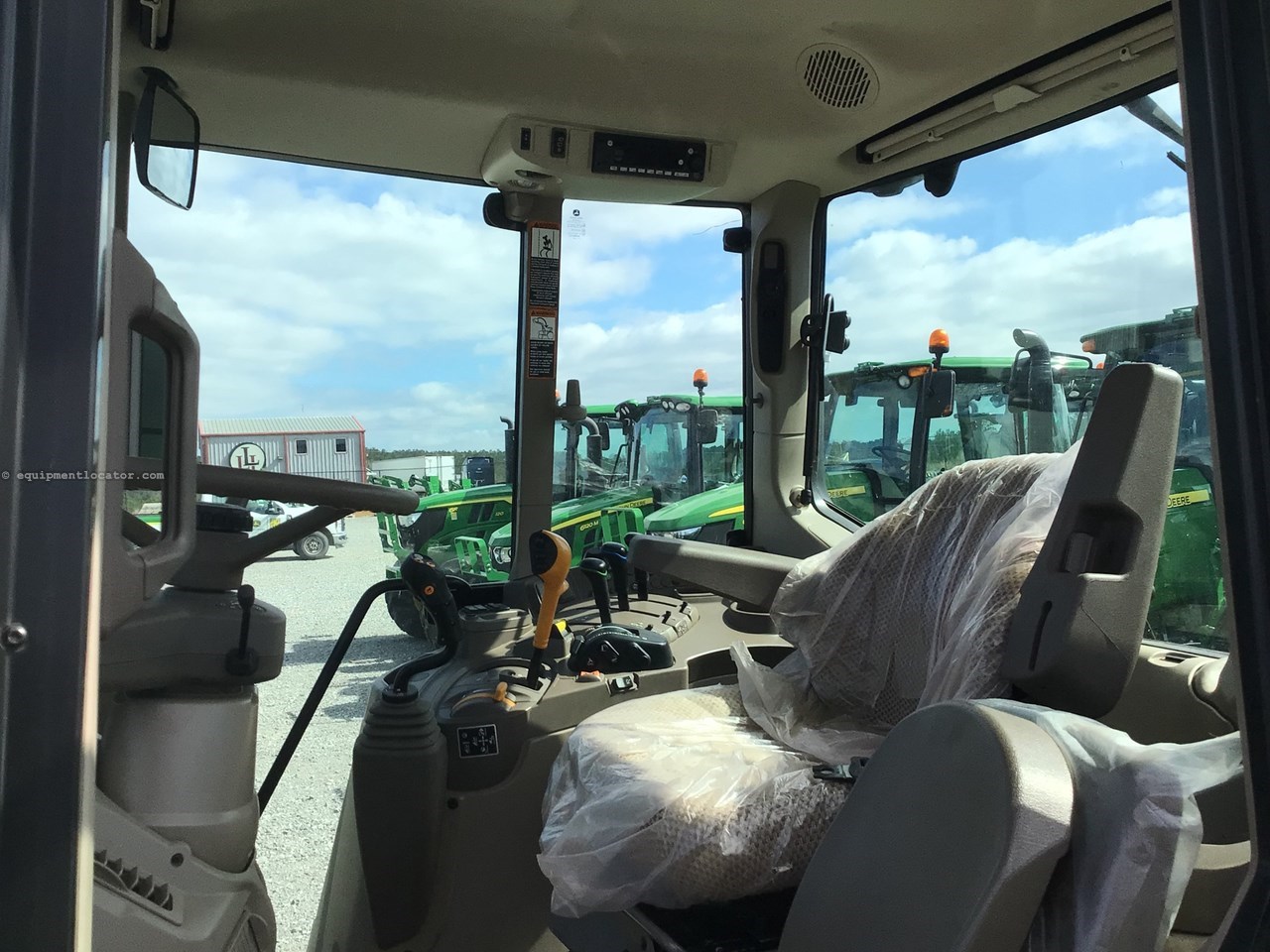 2024 John Deere 6120M Image 3