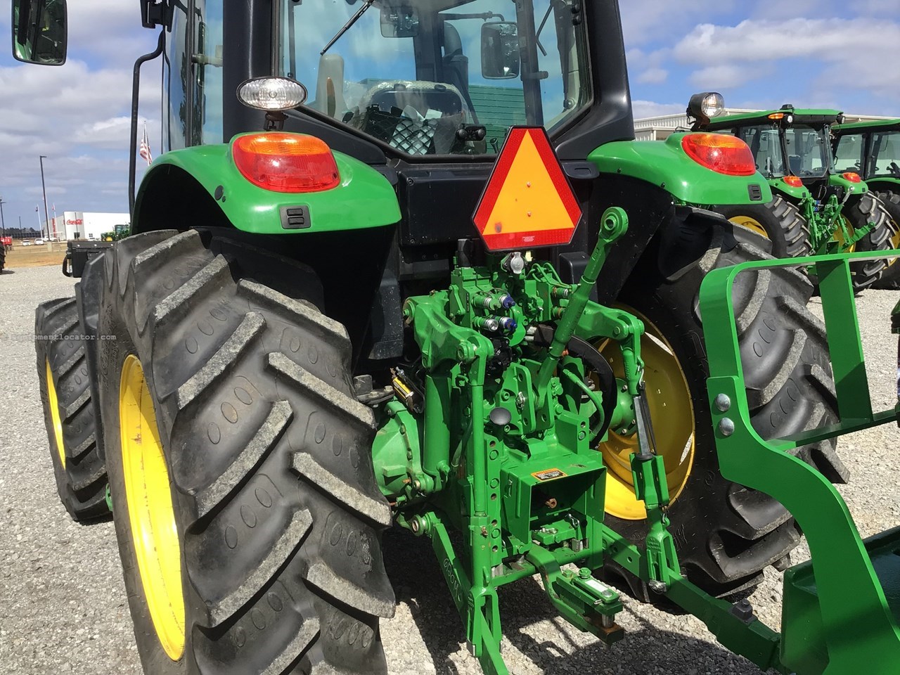 2024 John Deere 6120M Image 4