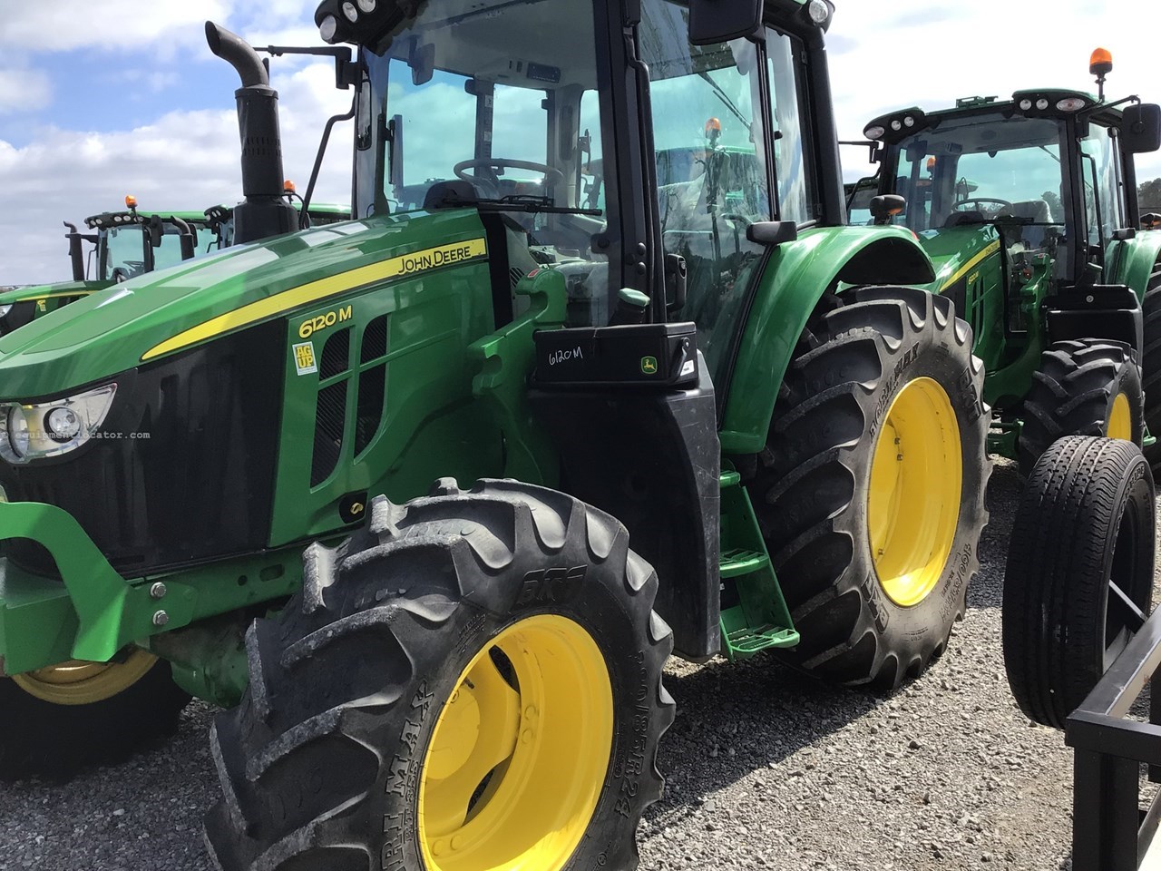 2024 John Deere 6120M Image 5