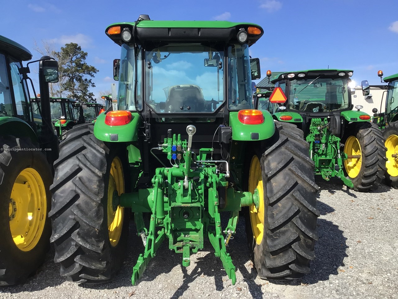 2025 John Deere 6135E Image 4