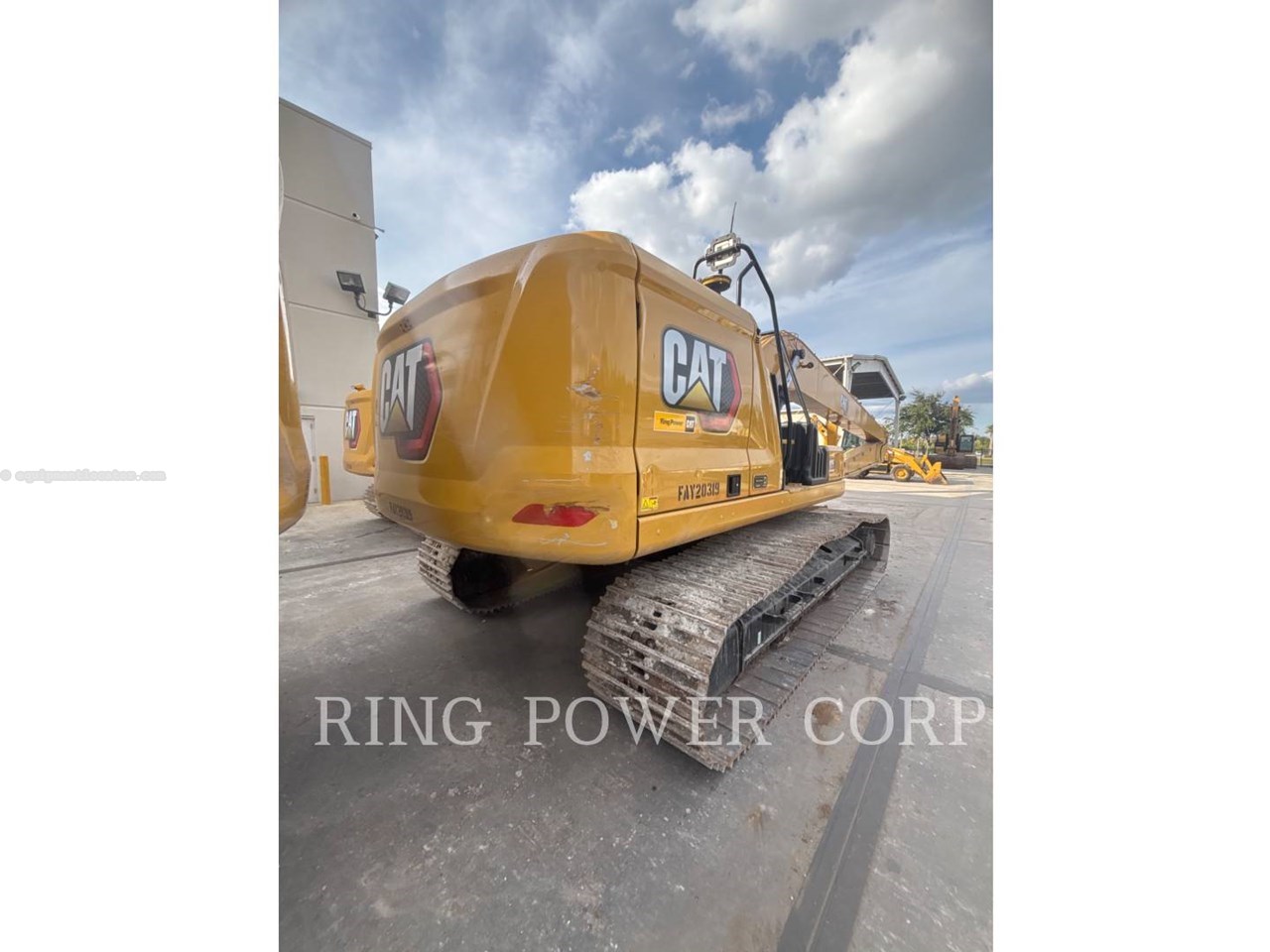 2025 Caterpillar 326LONG Image 4