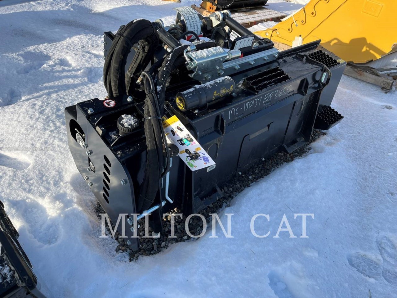 2025 Caterpillar SSL PC306 COLD PLANER WITH WATER TANK Image 4