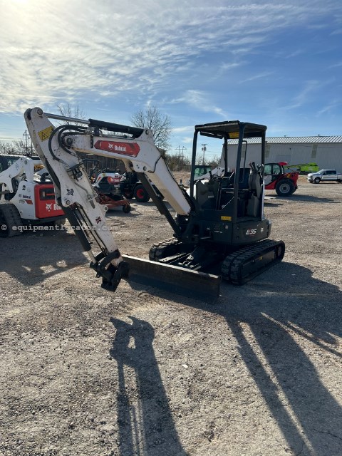 2022 Bobcat E35 Image 2