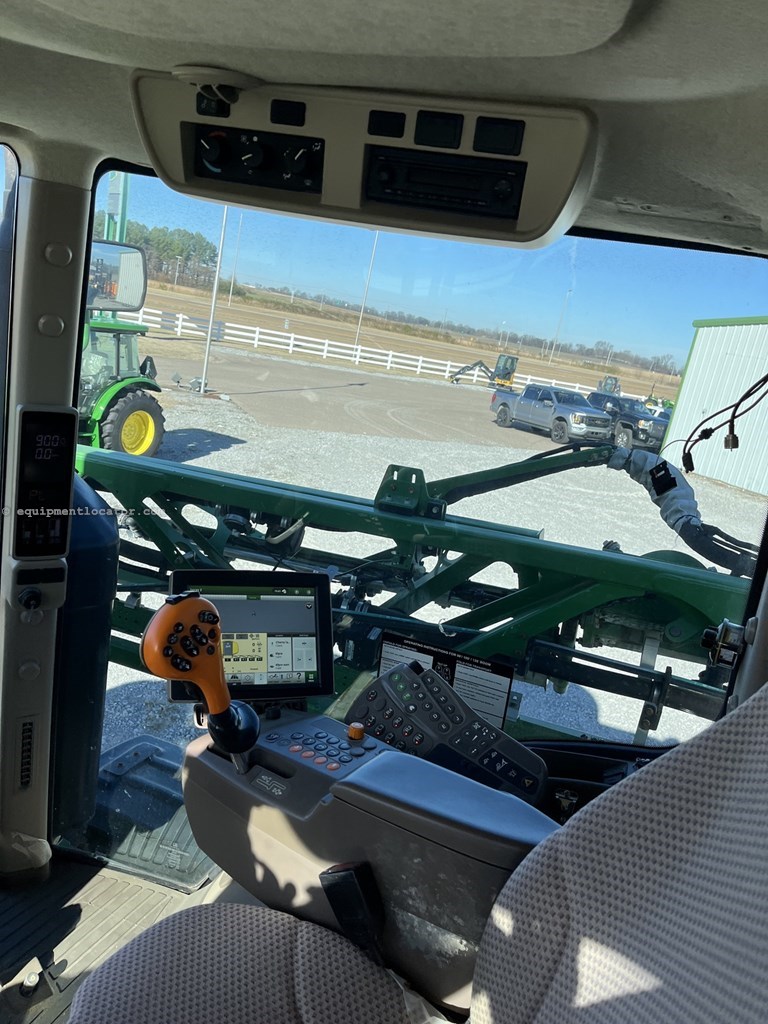 2014 John Deere R4030 Image 8