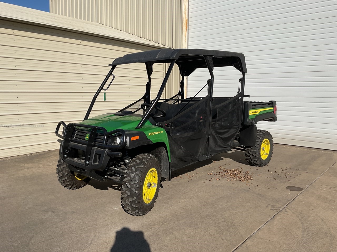 2025 John Deere XUV 825M S4 Image 2
