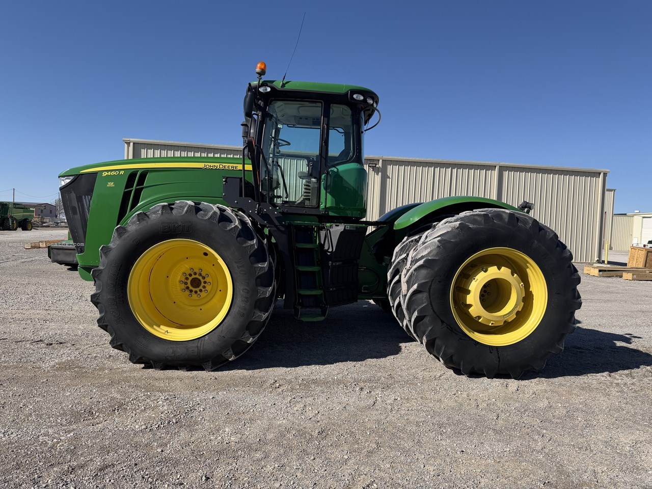 2014 John Deere 9460R Image 2