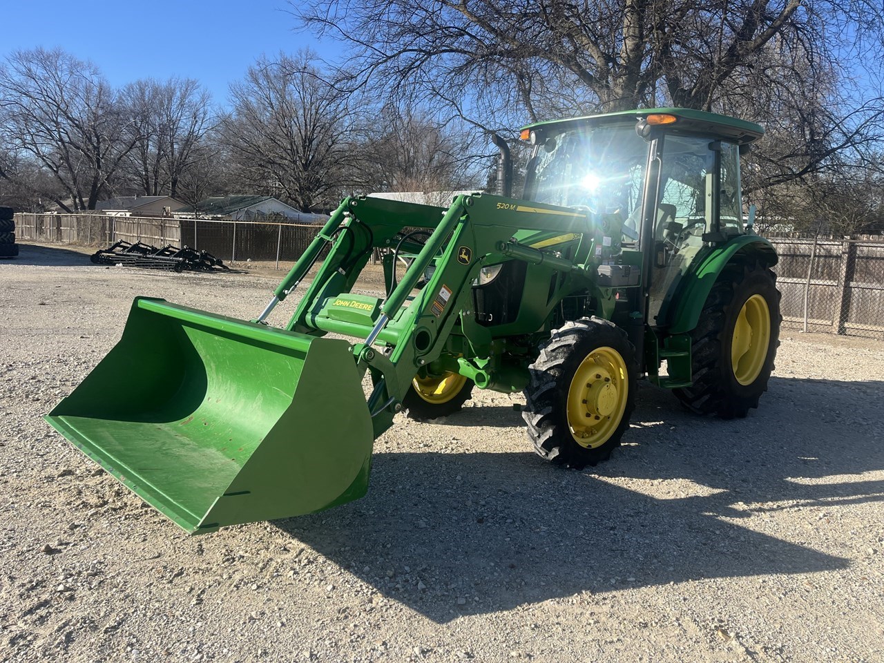 2022 John Deere 5055E Image 4