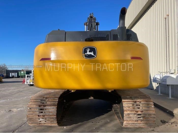 2022 John Deere 300G LC Image 4