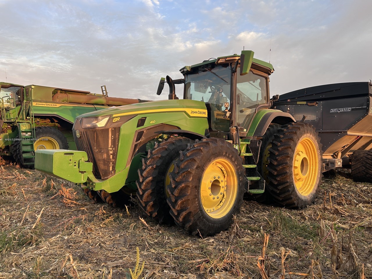 2024 John Deere 8R 410 Image 2