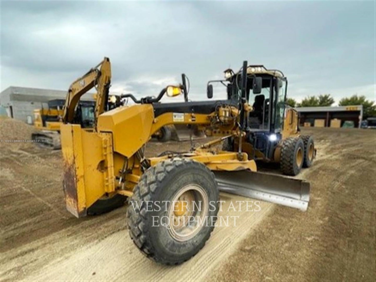2010 Caterpillar 160M Image 4