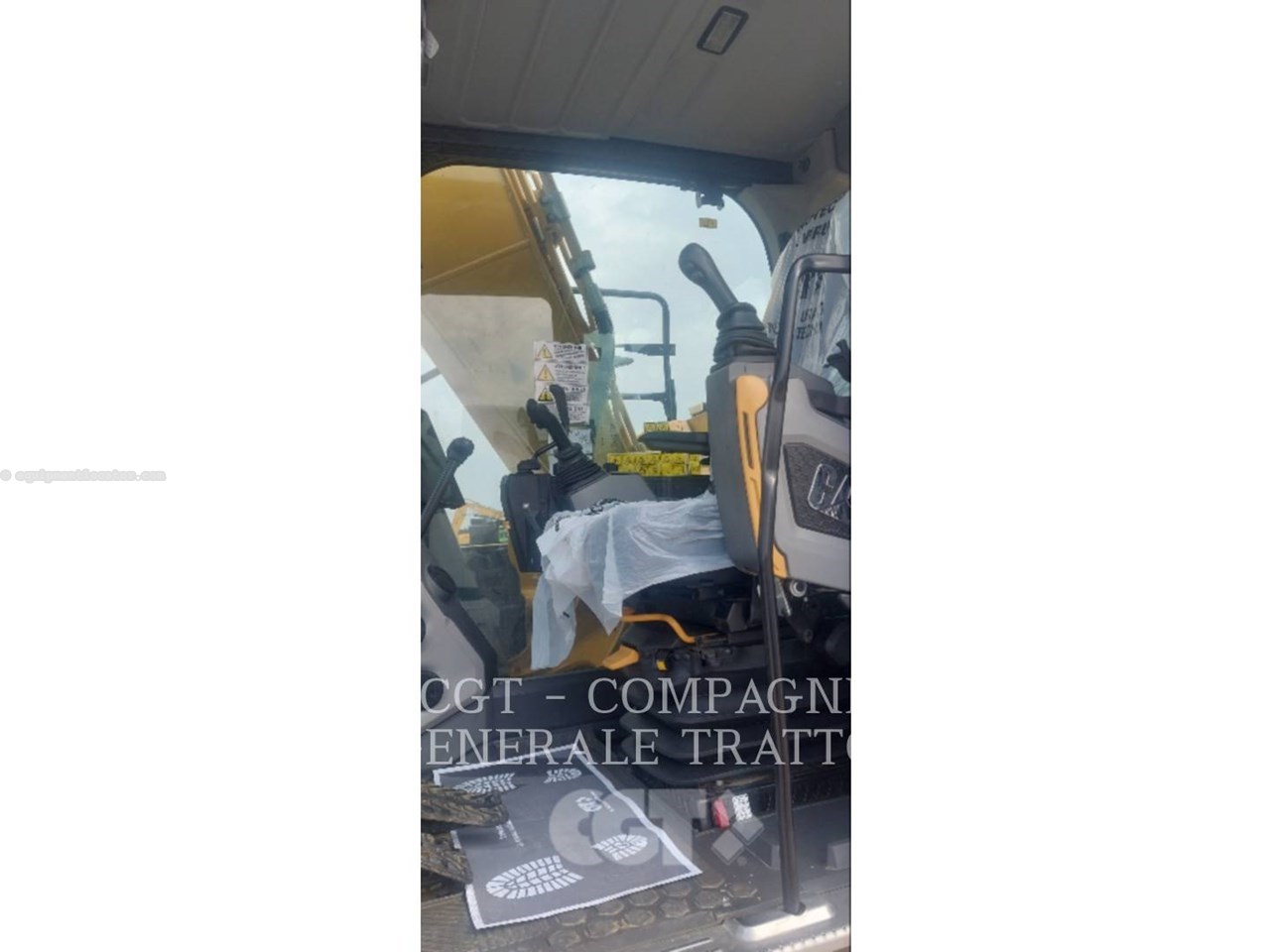 2022 Caterpillar 315 NG Image 7