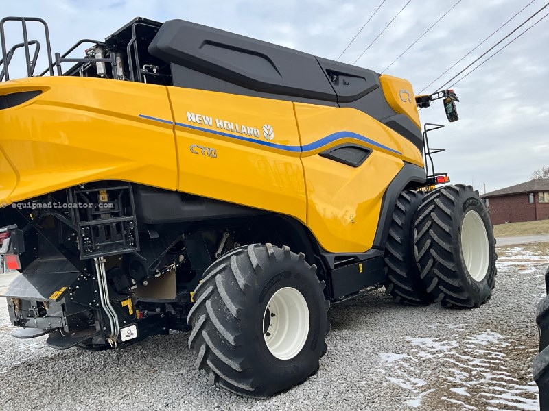 2025 New Holland CR10 Image 7