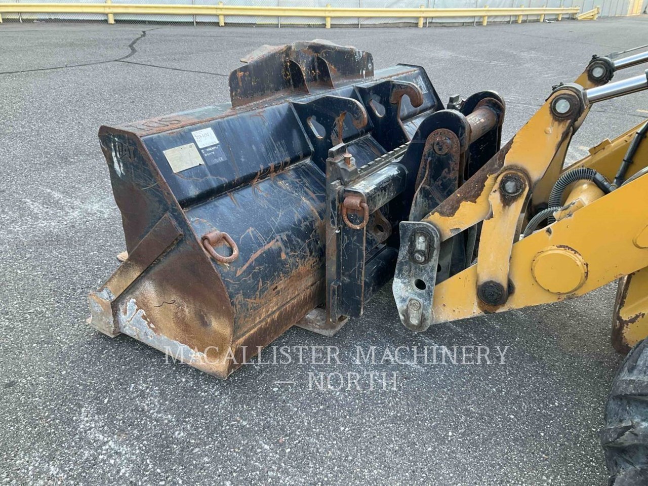 2016 Caterpillar 420F2IT APR Image 7