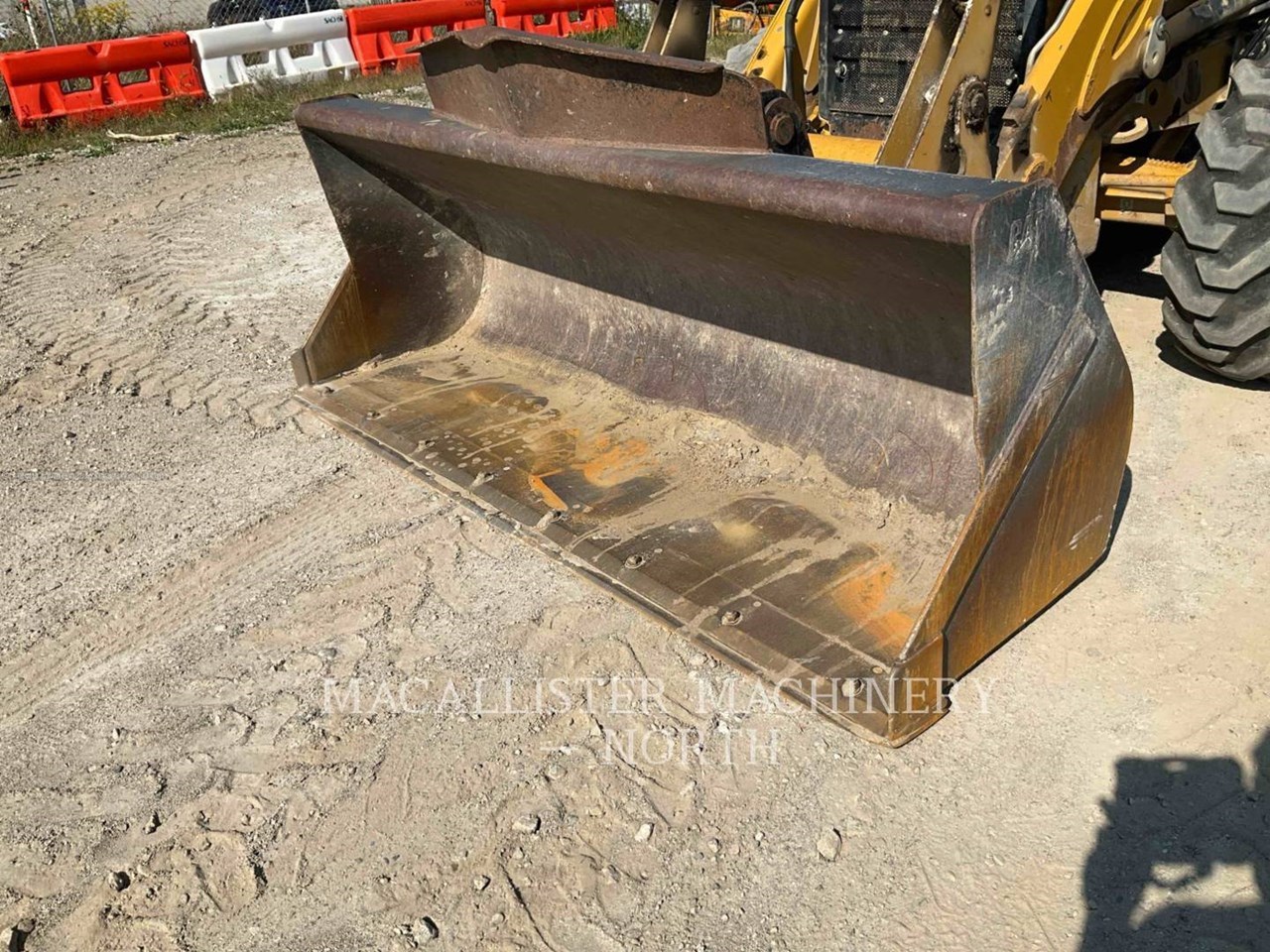 2016 Caterpillar 420F2IT APR Image 5