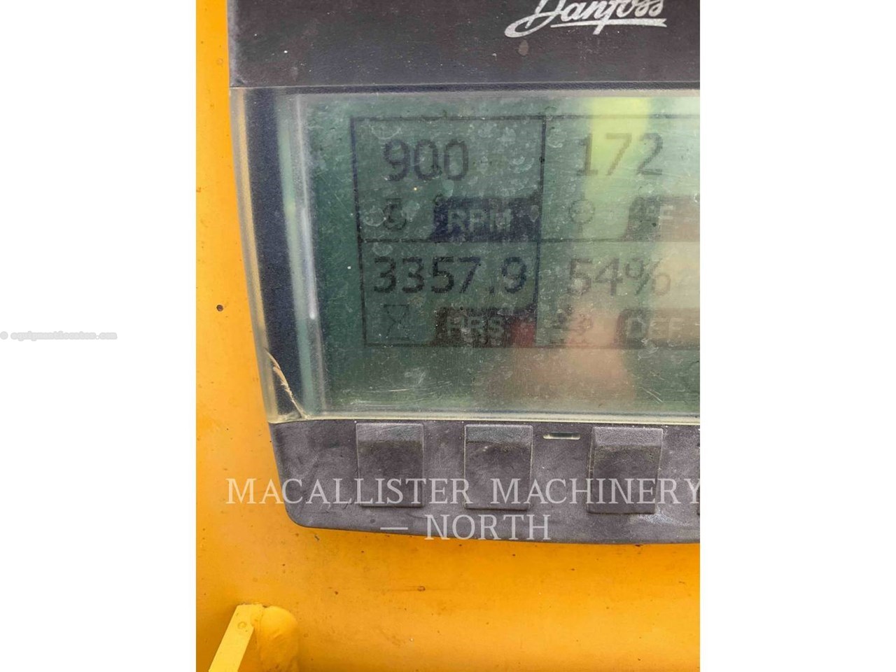 2018 Weiler P385B Image 17