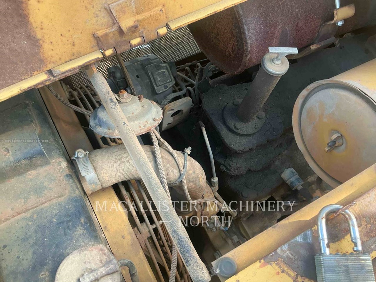 1992 Caterpillar D3C Image 7