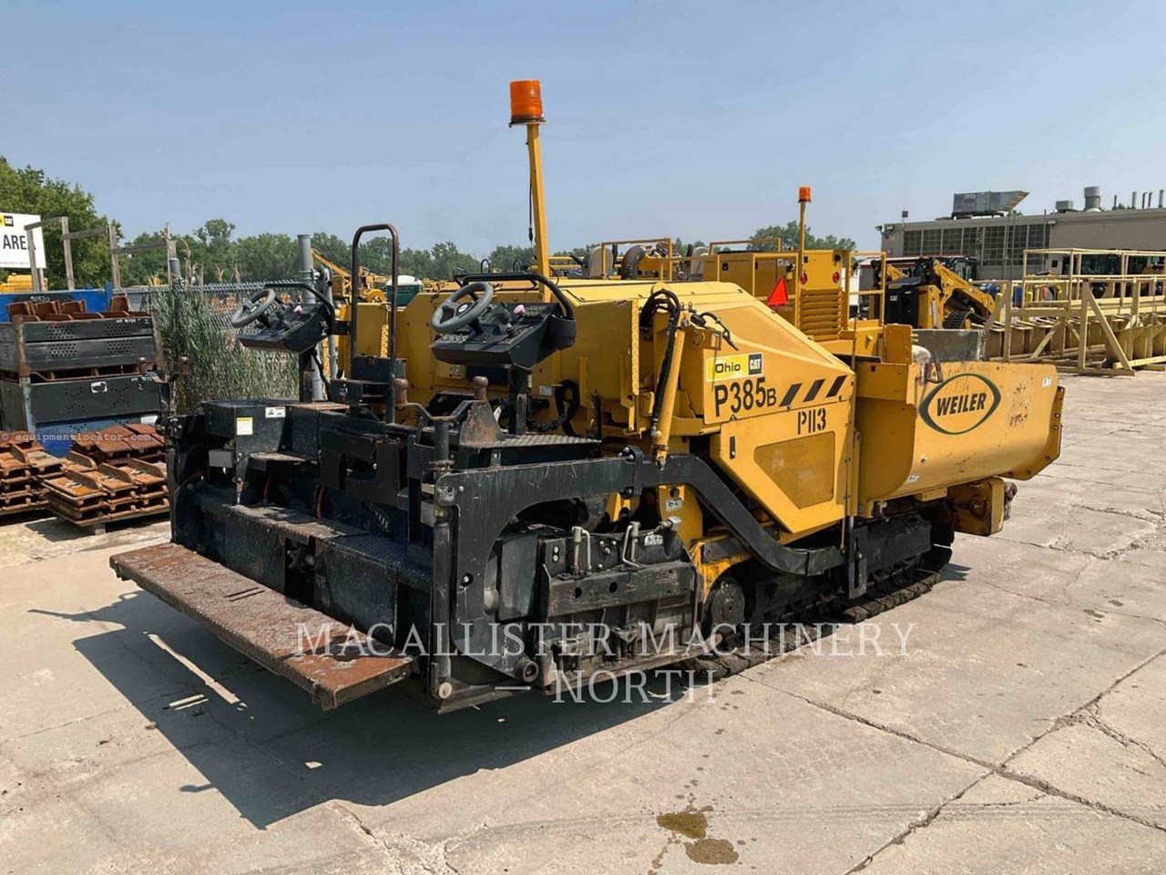 2017 Weiler P385 PAVER Image 3