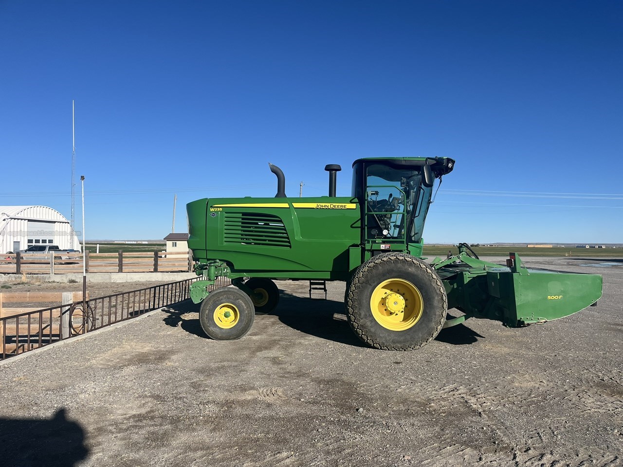2020 John Deere W235 Image 4