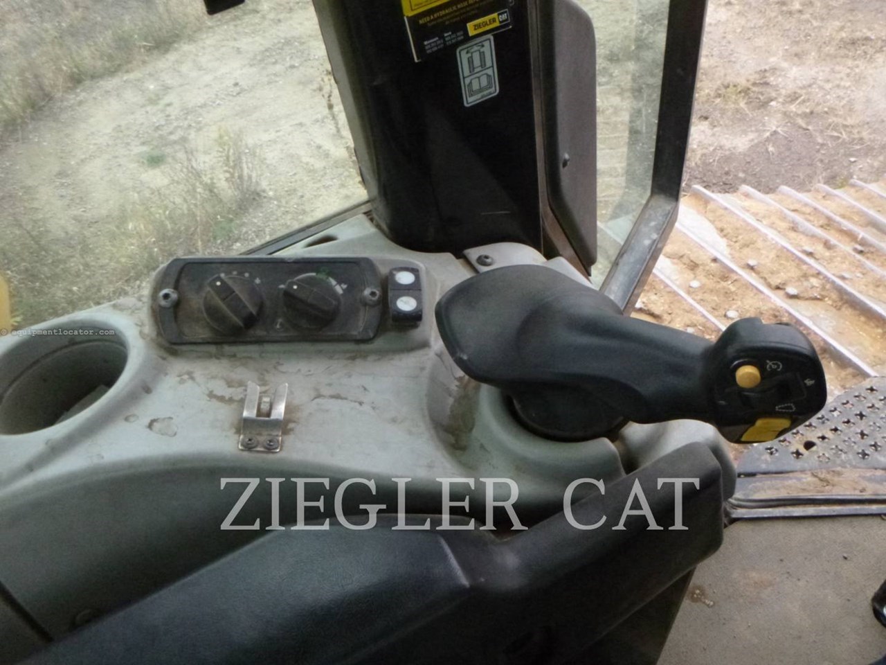 2016 Caterpillar D6N Image 9
