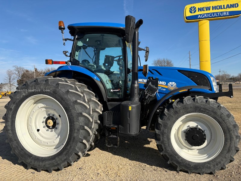 2024 New Holland T7.245 SIDEWINDER Image 3
