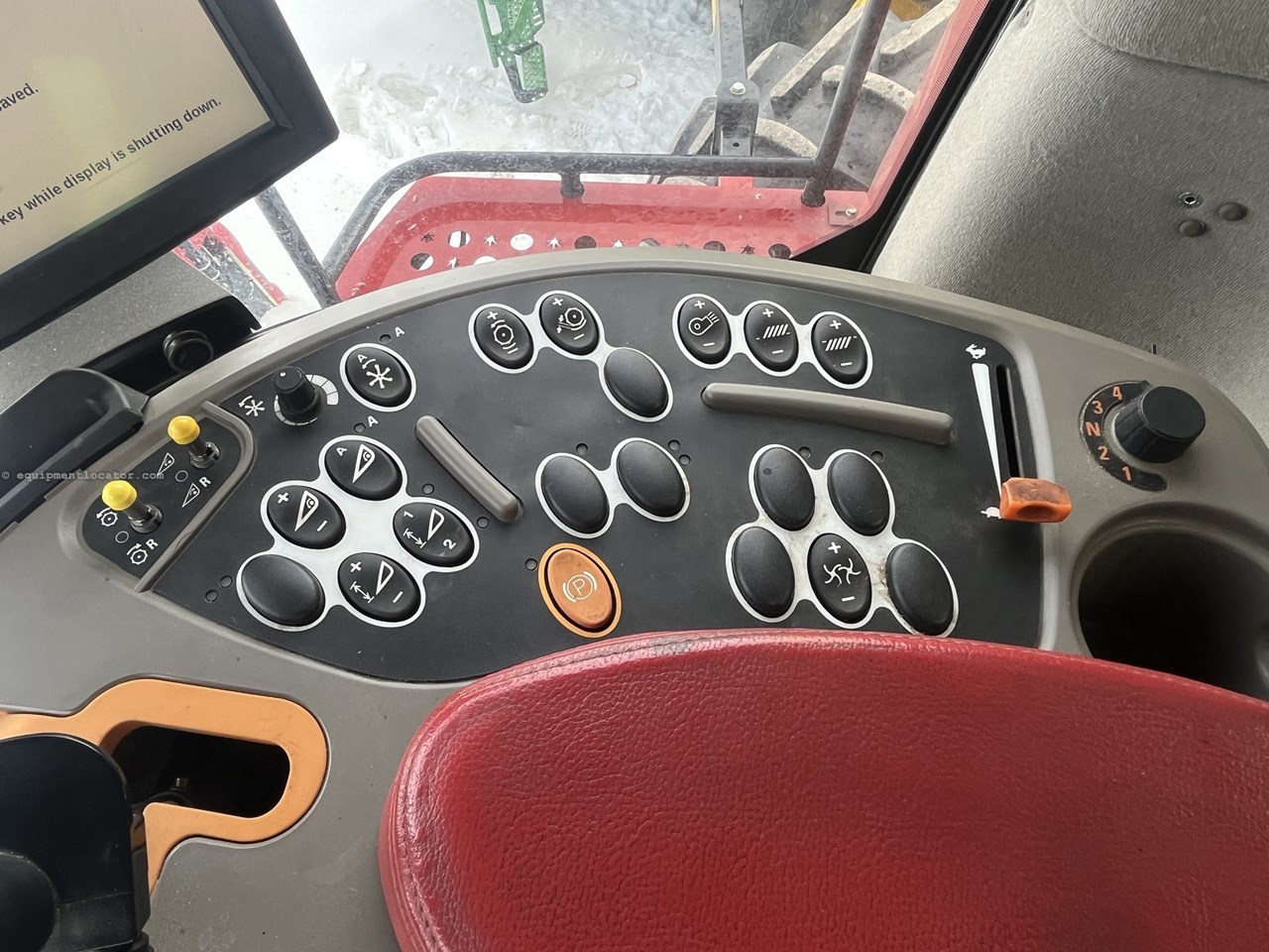 2017 Case IH 8240 Image 10