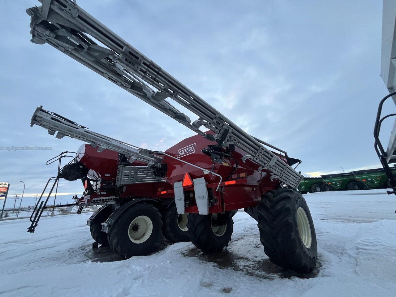 2024 Salford 8711 Image 4