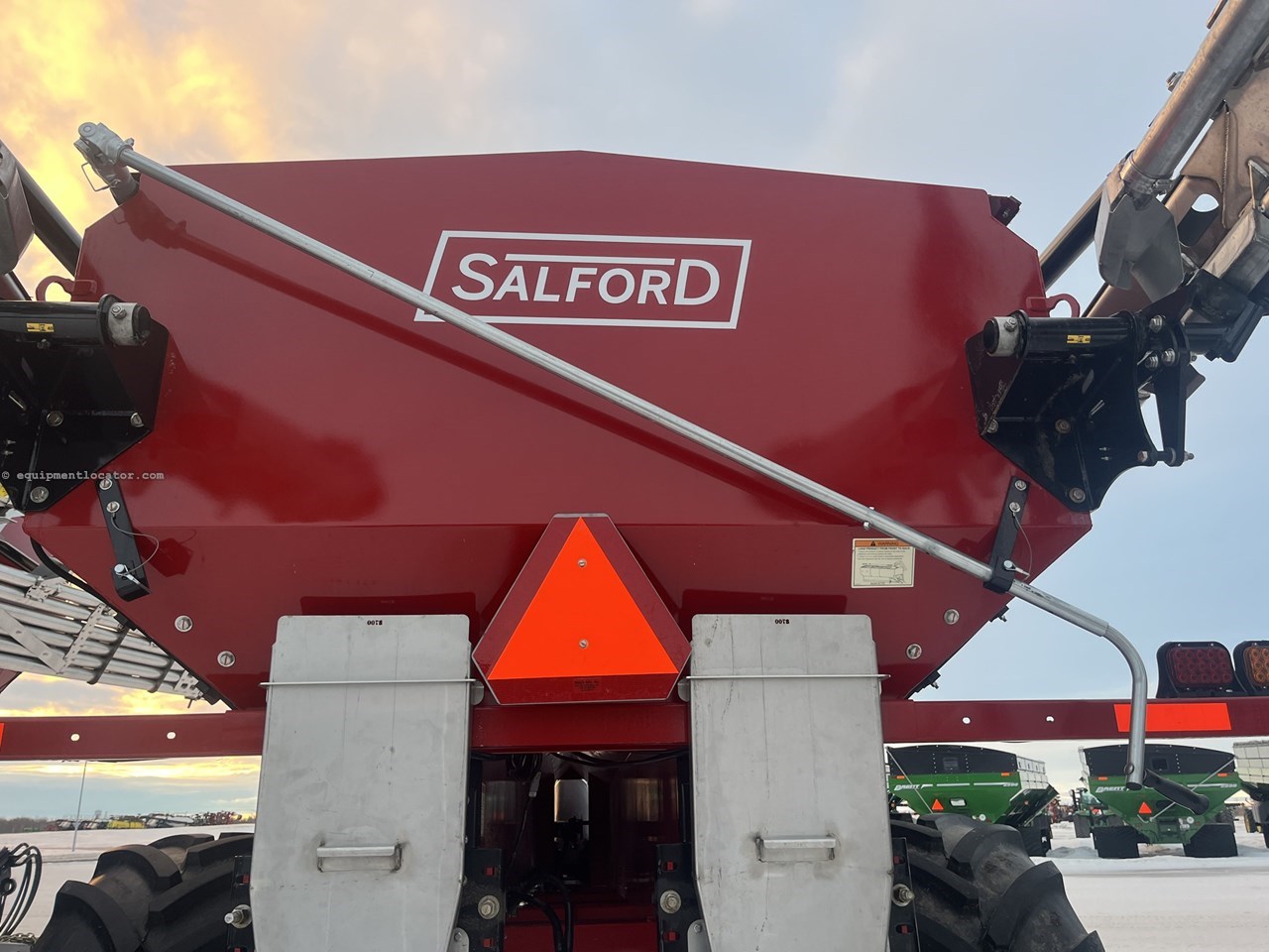 2024 Salford 8711 Image 32