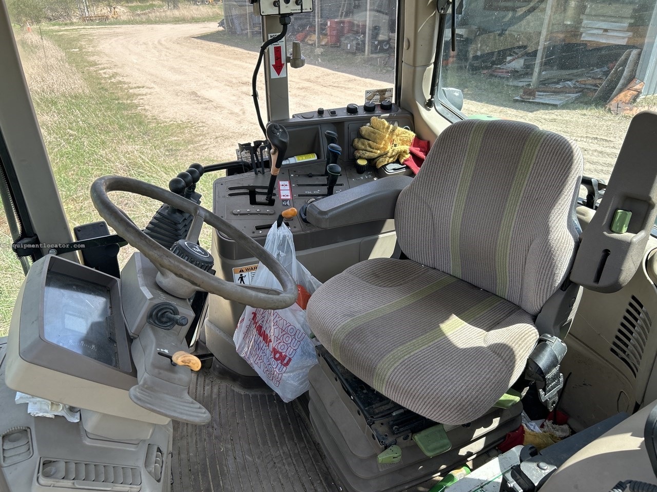 2010 John Deere 7230 Image 10