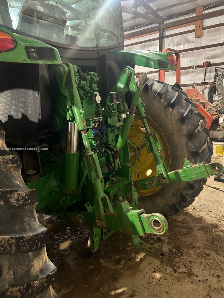 2015 John Deere 6145R Image 4