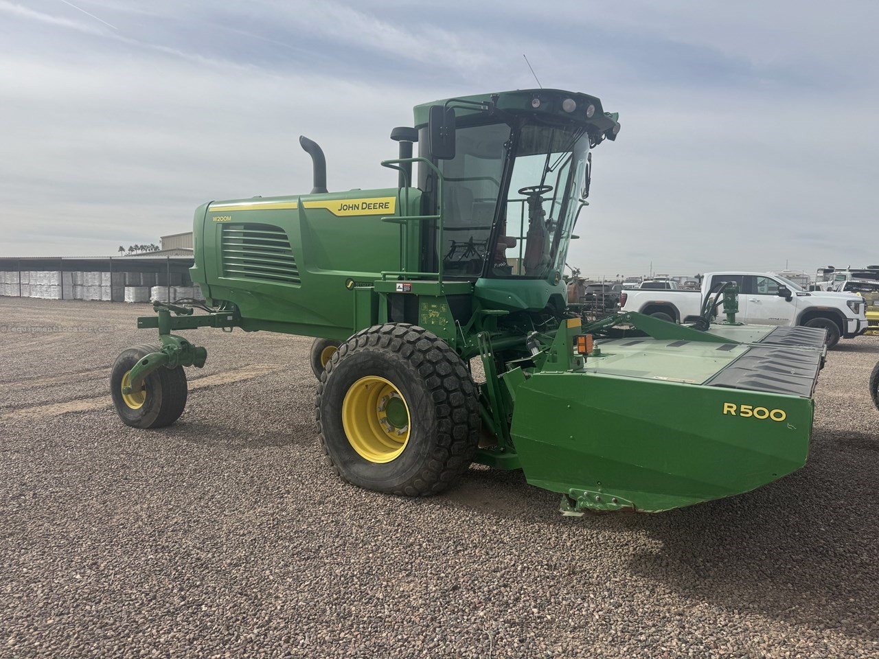2022 John Deere W200M Image 2