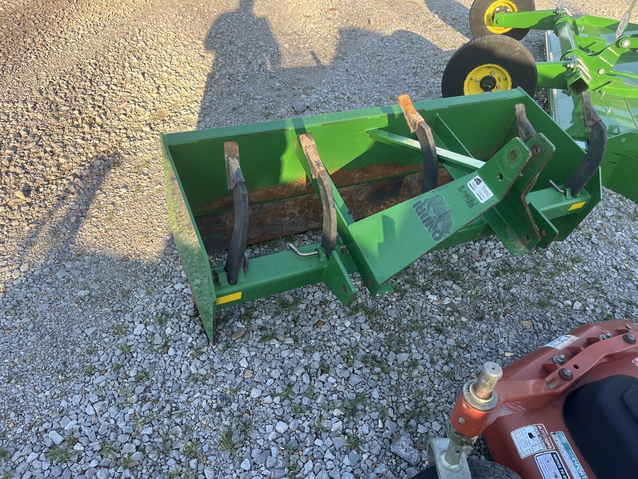 2013 John Deere 3038E Image 10