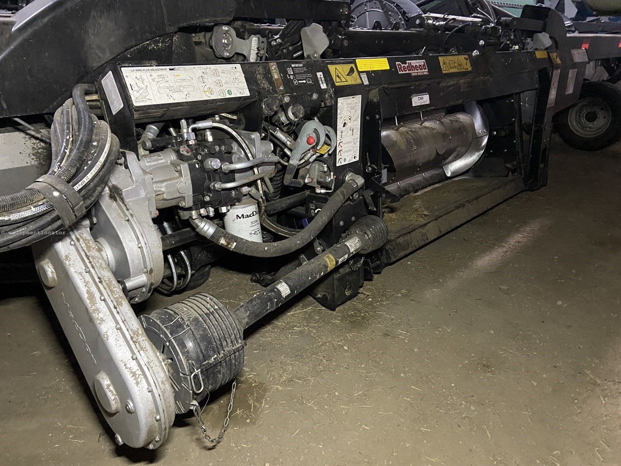 2023 MacDon FD240 Image 10